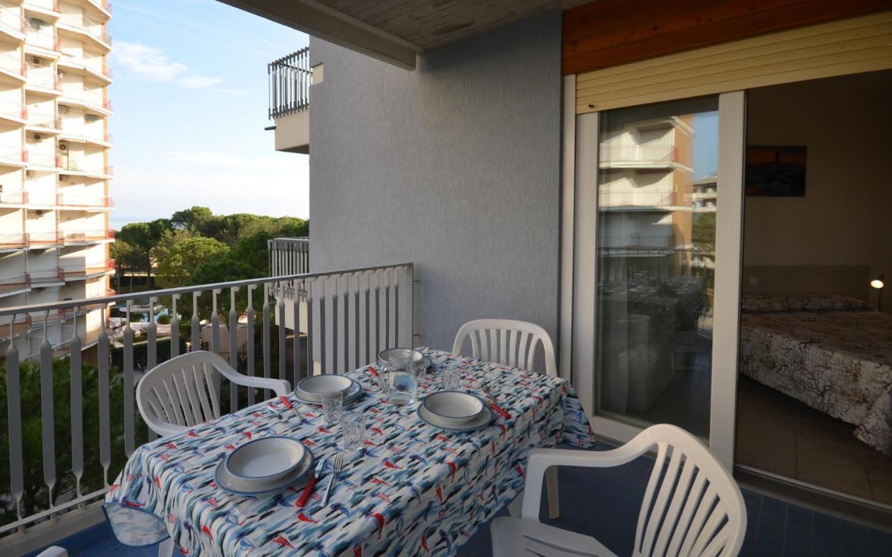 Apartamento Residenza Marco Polo Lignano Sabbiadoro Exterior foto